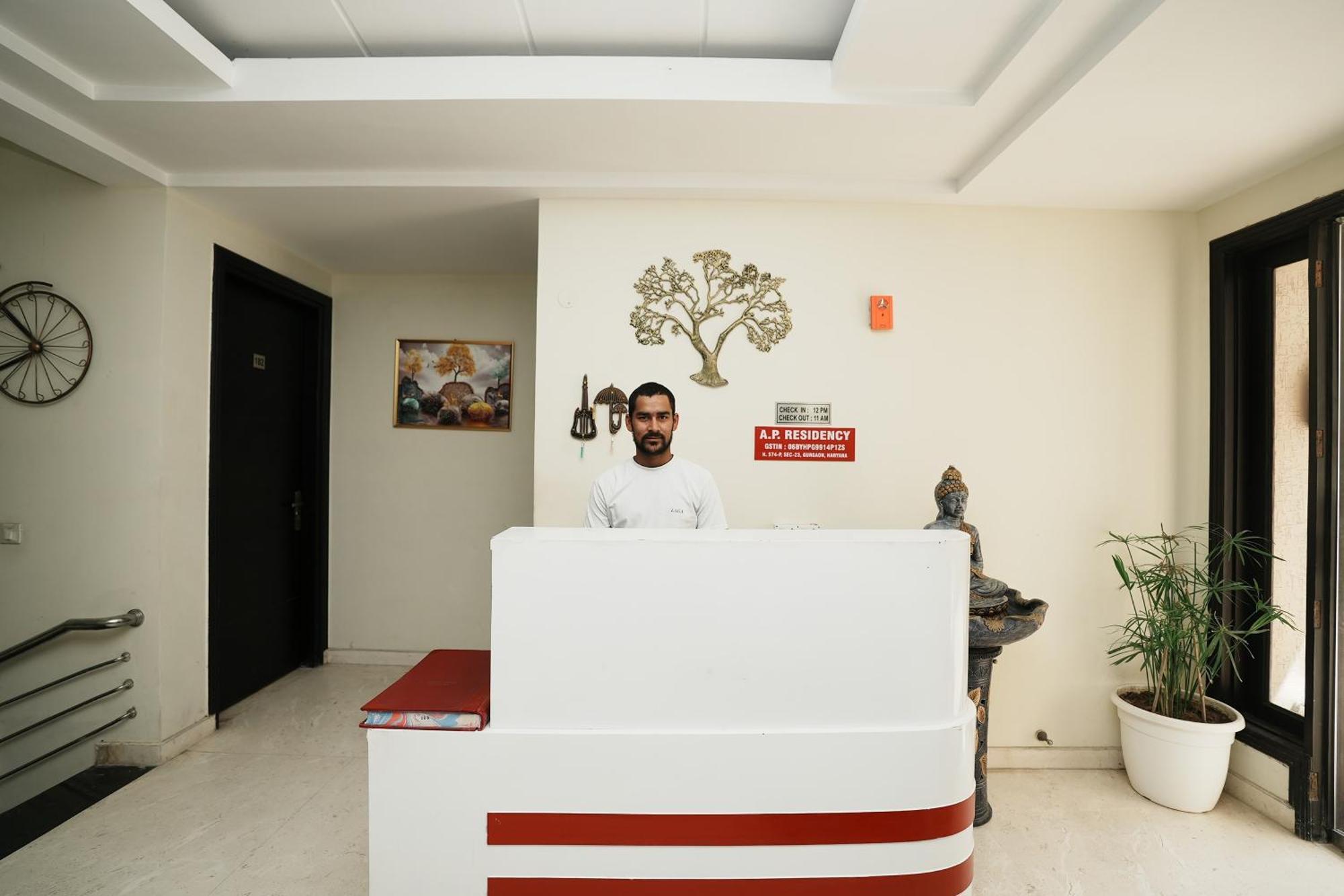 גורגאון Hotel A.P Residency מראה חיצוני תמונה