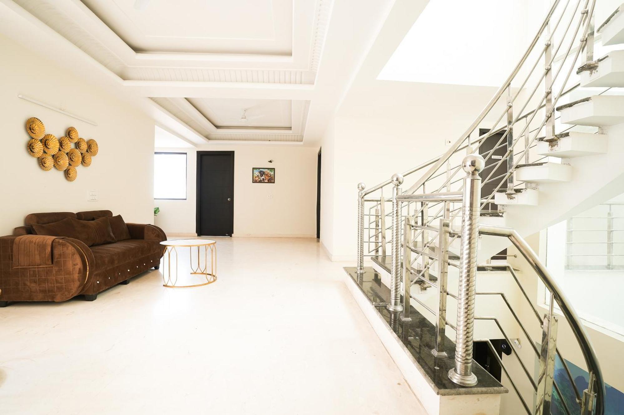 גורגאון Hotel A.P Residency מראה חיצוני תמונה